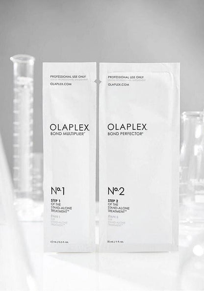 OLAPLEX The Stand-Alone Treatment Paket:  No.1 Bond Multiplier 15 ml No.2 Bond Perfector 30 ml